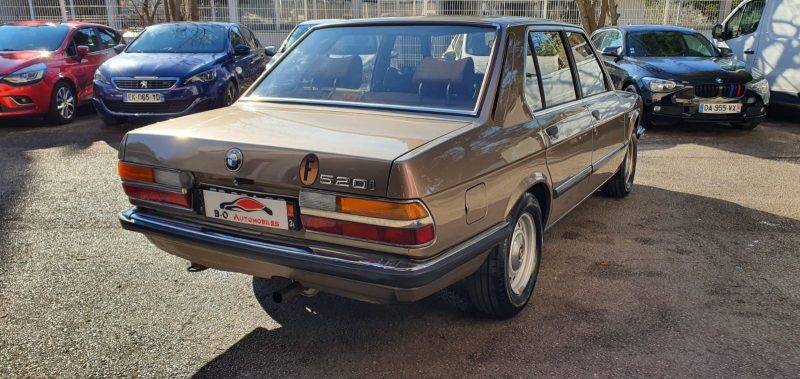 $BMW 520i E28 6 cylindres 126ch, *Collection*, *Restauré complètement*