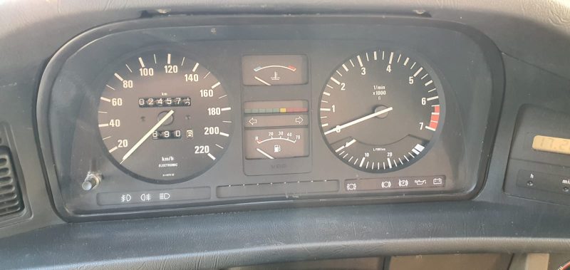 $BMW 520i E28 6 cylindres 126ch, *Collection*, *Restauré complètement*