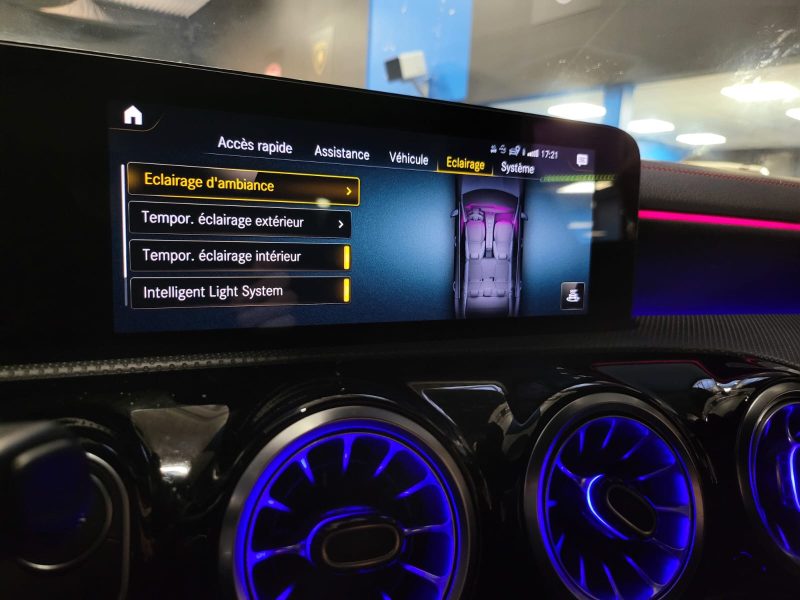 MERCEDES CLA 250 E AMG LINE 8G-DCT APPLE CARPLAY / SIEGE ELECTRIQUE A MEMOIRE / ECLAIRAGE D'AMBIANCE