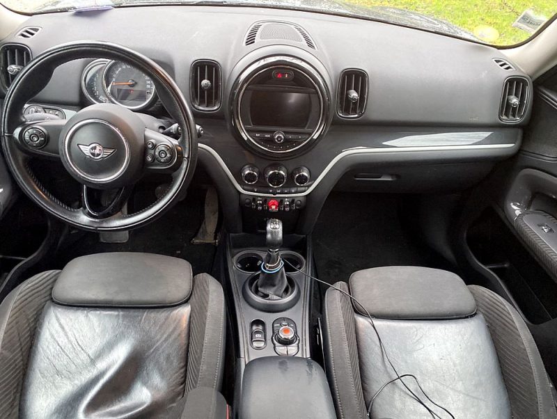 MINI COUNTRYMAN COOPER SD ALL4 CHILI 2.0 L BI TURBO 190 ch