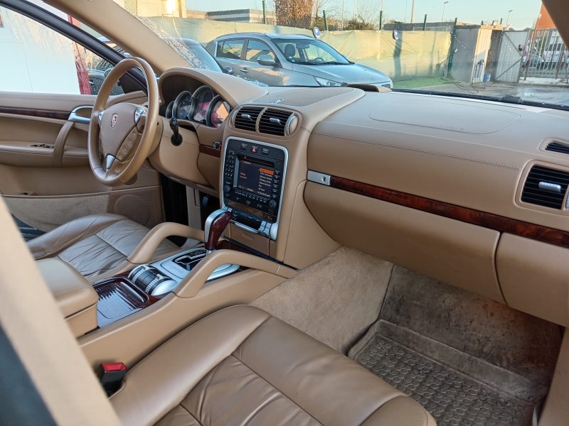 PORSCHE CAYENNE 2009