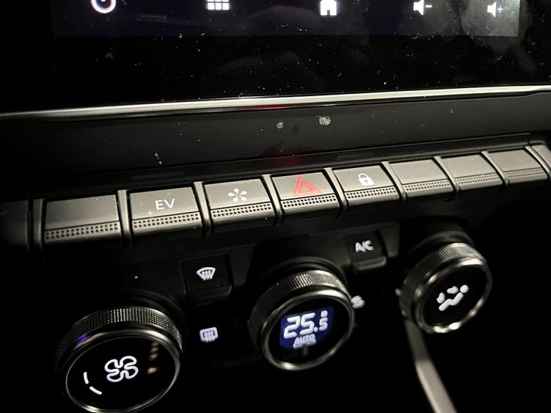 RENAULT ARKANA E-Tech Hybrid 145/94cv Intens BVA / CAMERA DE RECUL/ALERTE FRANCHISSEMENT DE LIGNE