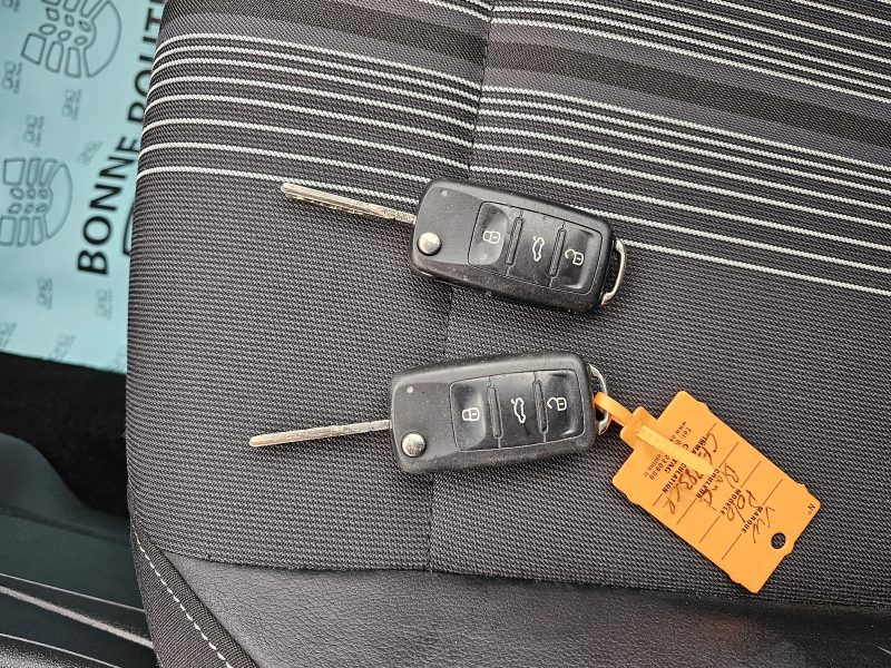 VOLKSWAGEN POLO MATCH 1,2 60 CH CLIM 