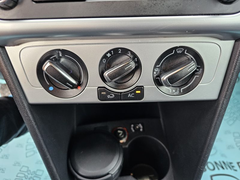 VOLKSWAGEN POLO MATCH 1,2 60 CH CLIM 