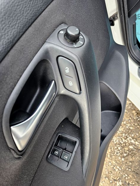 VOLKSWAGEN POLO MATCH 1,2 60 CH CLIM 