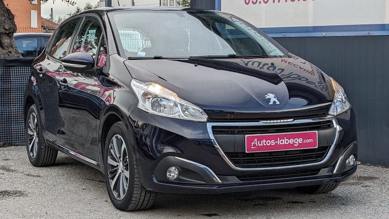 PEUGEOT 208 2019