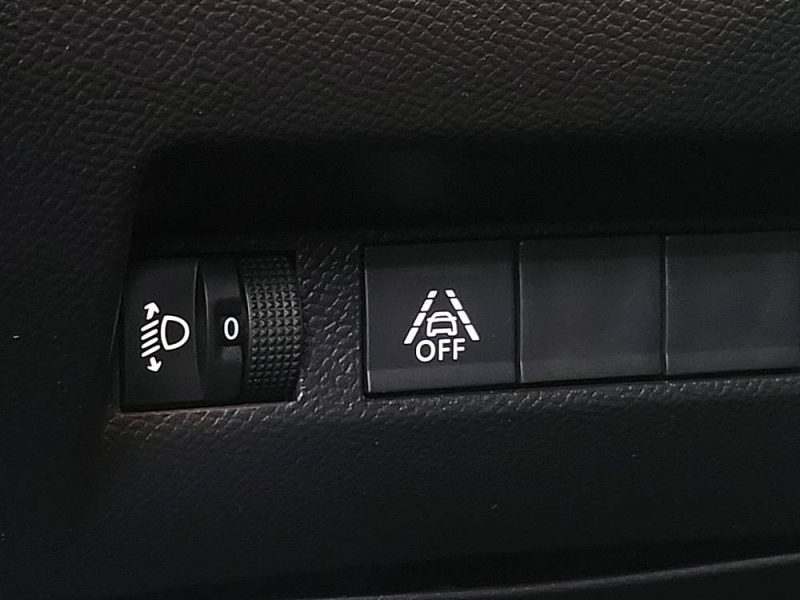 PEUGEOT 208 II Electrique 136cv Roadtrip Boîte Auto 1ère Main