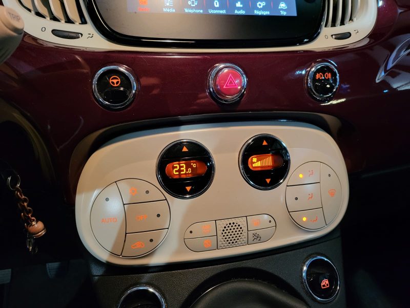 FIAT 500 1.2i 69cv Lounge / TOIT PANORAMIQUE/RADAR-AR/SYSTEME U-CONNECT