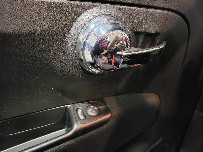 FIAT 500 1.2i 69cv Lounge / TOIT PANORAMIQUE/RADAR-AR/SYSTEME U-CONNECT