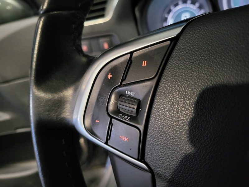 CITROEN C4 II 1.2 PureTech 130cv Millenium Boite Auto // RADAR-AR/GPS/BLUETOOTH