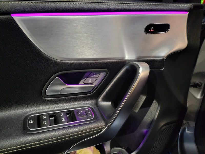 MERCEDES CLASSE A A 220d 190cv EDITION ONE TOIT OUVRANT / APPLE CARPLAY / SIEGES CHAUFFANT