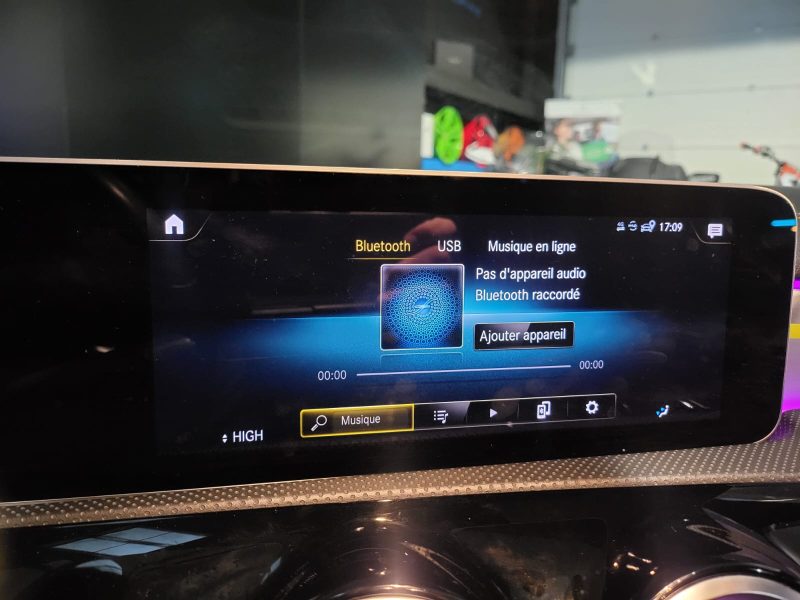 MERCEDES CLASSE A A 220d 190cv EDITION ONE TOIT OUVRANT / APPLE CARPLAY / SIEGES CHAUFFANT