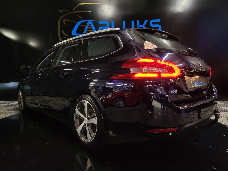 PEUGEOT 308 SW 1.2 PureTech BVM6 130cv ALLURE / 1ER MAIN / CARPLAY / CAMERA / SIEGES CHAUFFANTS