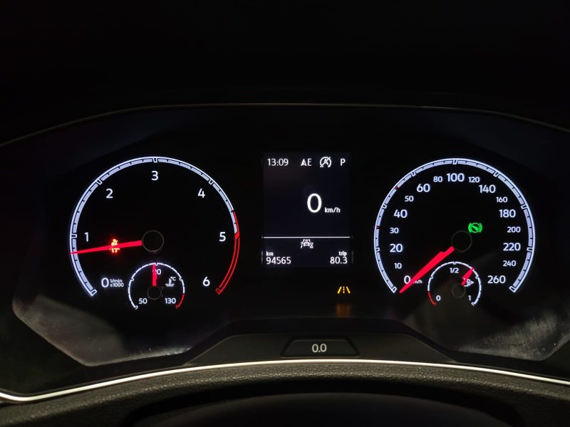 VOLKSWAGEN T-ROC 2.0 TDI 150cv LOUNGE BUSINESS / ENTRETIEN VOLKSWAGEN / PACK DRIVE ASSIST