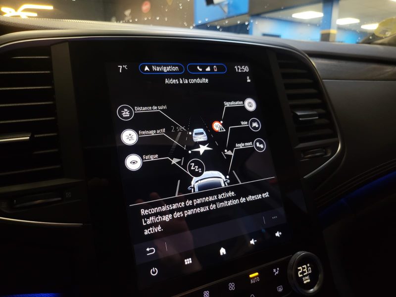 RENAULT TALISMAN ESTATE 2.0 Blue dCi 200cv INITIALE PARIS / CARPLAY / CAMERA /SIEGES MASSANTS