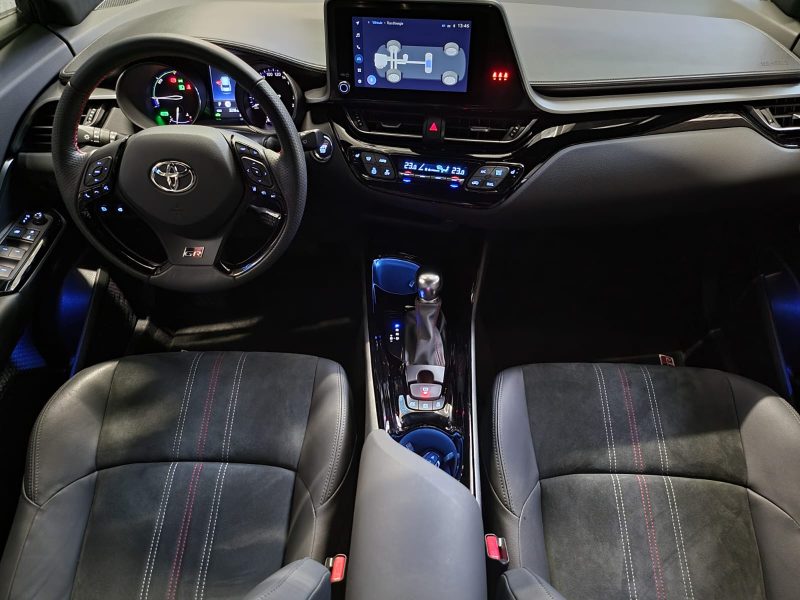 TOYOTA C-HR 2.0 Hybrid 184cv GR-SPORT / PREMIERE MAIN / SIEGE ET VOLANT CHAUFFANT / CAMERA / KEYLESS