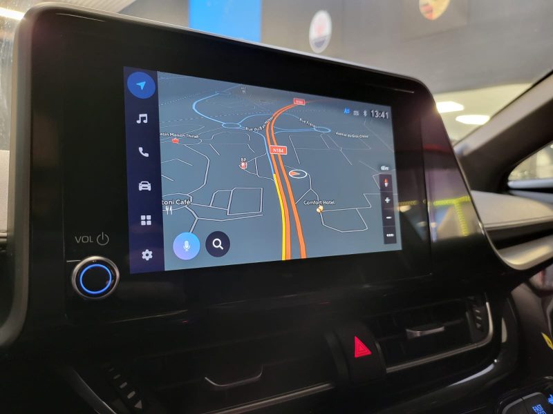 TOYOTA C-HR 2.0 Hybrid 184cv GR-SPORT / PREMIERE MAIN / SIEGE ET VOLANT CHAUFFANT / CAMERA / KEYLESS