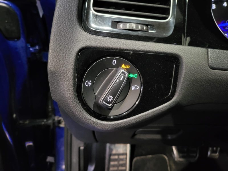 R 2.0 4motion 300 cv / RADAR AV-AR / REGULATEUR / SIEGES CHAUFFANT