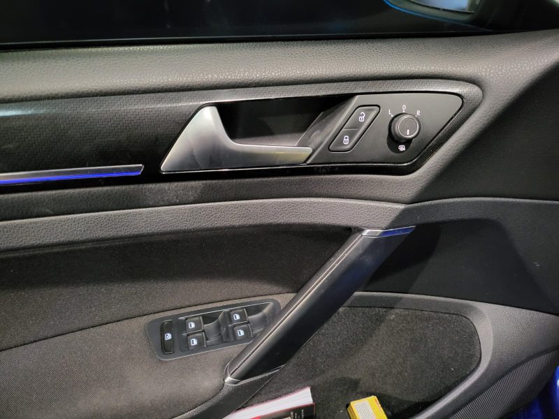 R 2.0 4motion 300 cv / RADAR AV-AR / REGULATEUR / SIEGES CHAUFFANT