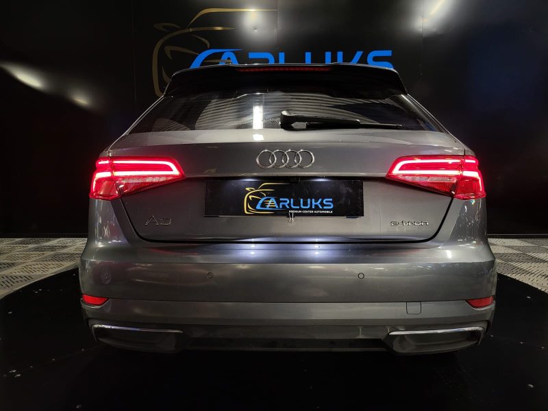 AUDI A3 Sportback 1.4 TFSI e-tron 204cv S LINE / TOIT OUVRANT / APPLE CARPLAY / SIEGES ELECTRIQUES