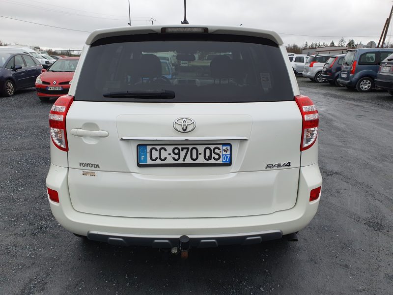 TOYOTA RAV 4 2.2 D 4WD 2012 171000 KM 