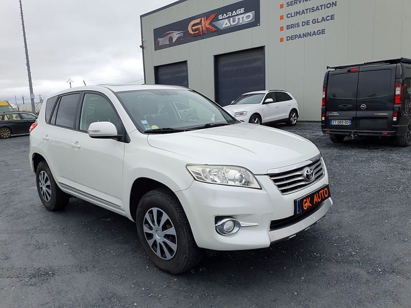 TOYOTA RAV 4 2.2 D 4WD 2012 171000 KM 