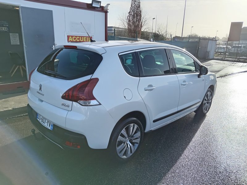 PEUGEOT 3008 Monospace 2015