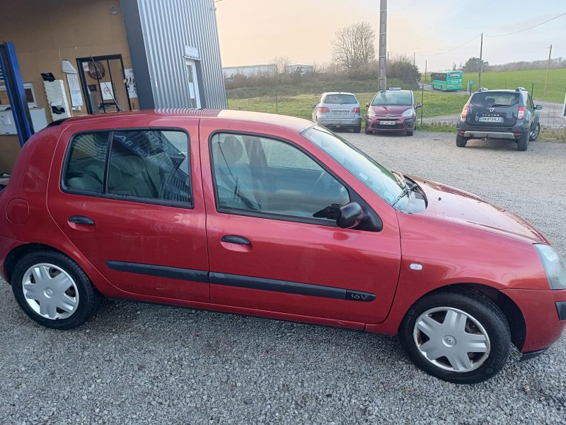 RENAULT CLIO II 