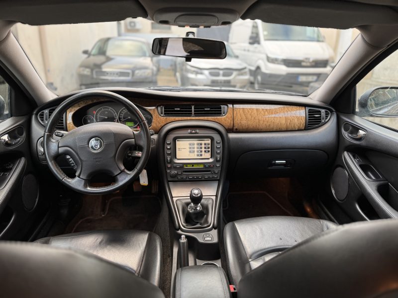 JAGUAR  X-TYPE 2.0 PAYEZ EN 4 X