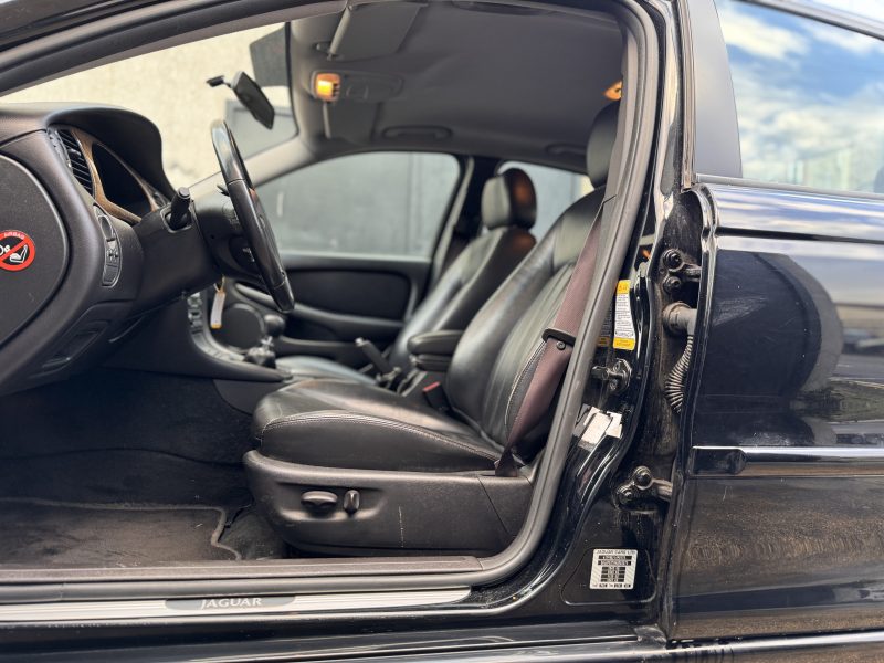 JAGUAR  X-TYPE 2.0 PAYEZ EN 4 X