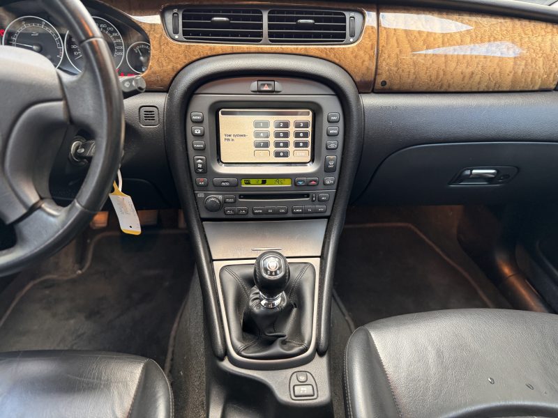 JAGUAR  X-TYPE 2.0 PAYEZ EN 4 X