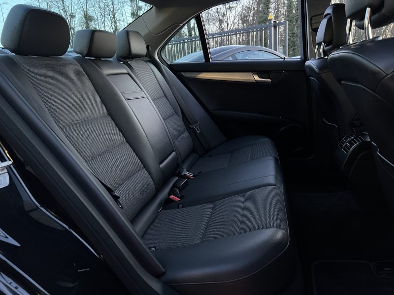 MERCEDES CLASSE C III PHASE 2 AVANTGARDE 200 CGI 1.8 184 Cv GPS BLUETOOTH CRIT AIR 1 - GARANTIE 1 AN