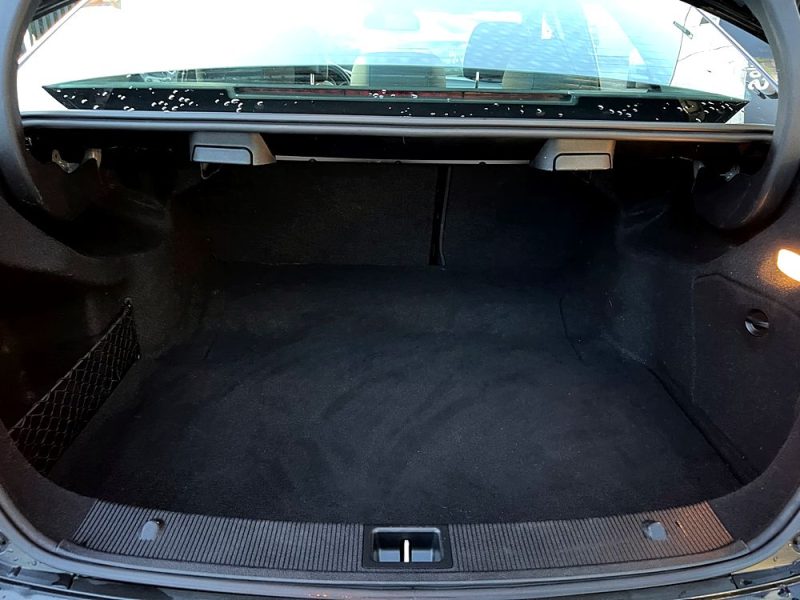 MERCEDES CLASSE C III PHASE 2 AVANTGARDE 200 CGI 1.8 184 Cv GPS BLUETOOTH CRIT AIR 1 - GARANTIE 1 AN