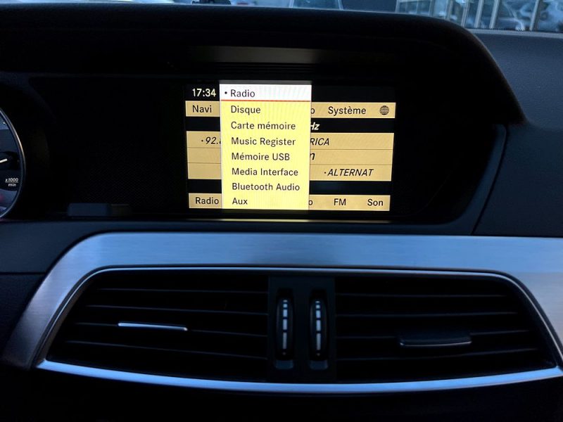MERCEDES CLASSE C III PHASE 2 AVANTGARDE 200 CGI 1.8 184 Cv GPS BLUETOOTH CRIT AIR 1 - GARANTIE 1 AN