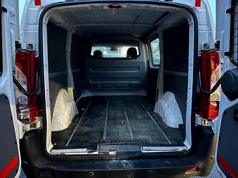 PEUGEOT EXPERT Camionnette 2010