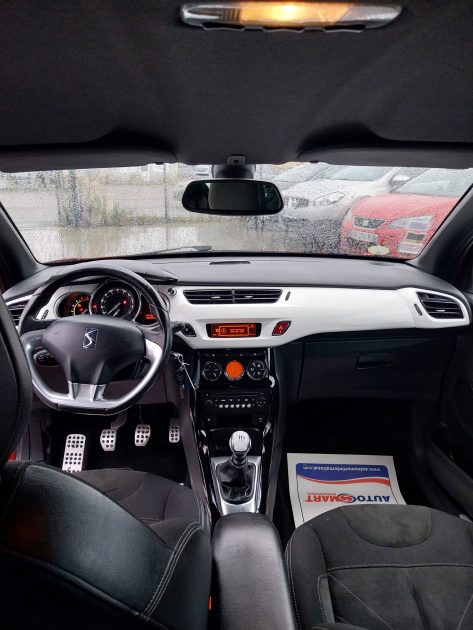CITROEN DS3 1.6 HDi 110 Sport Chic