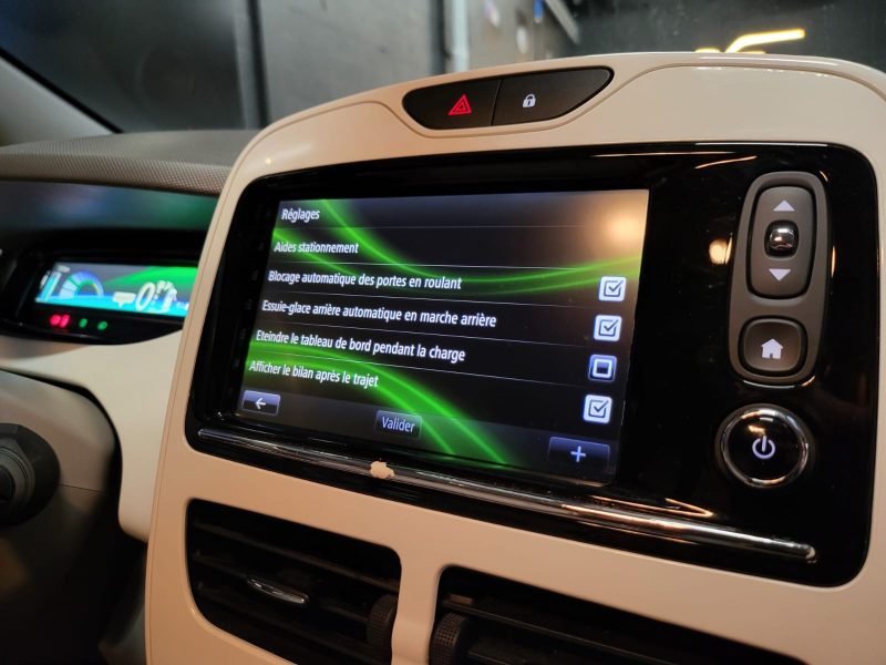 RENAULT ZOE 88cv 22 Kw R240 ZEN / POMPE A CHALEUR / RADAR DE RECULE / 3 CABLES DE RECHARGES 