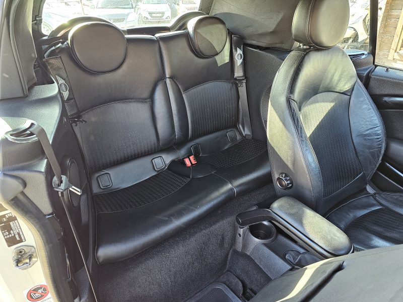 MINI COOPER D CABRIOLET 1,6 D 112 CH GPS CUIR 