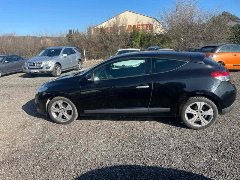 RENAULT MEGANE III Coupé GPS GARANTIE 12 MOIS