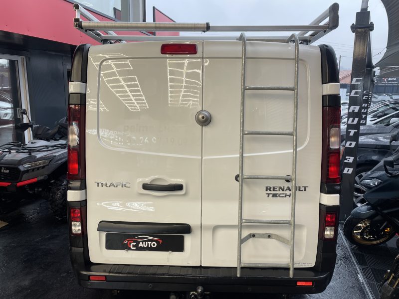 RENAULT TRAFIC III Camionnette 2016