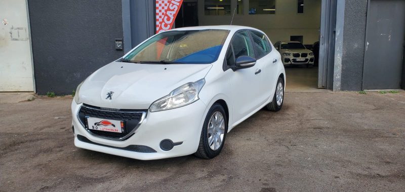 Peugeot 208 1.4 HDi 70 cv, *Véhicule Société*, *Historique complet*
