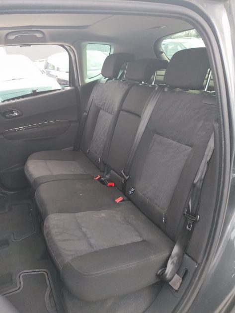 PEUGEOT 30081.6 HDi 110 Premium pack