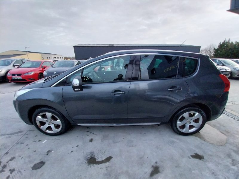 PEUGEOT 30081.6 HDi 110 Premium pack