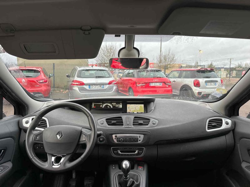 RENAULT GRAND SCÉNIC III 2013