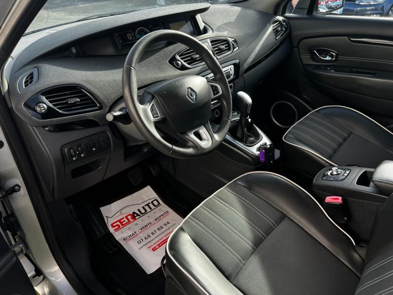 RENAULT GRAND SCÉNIC III 2012