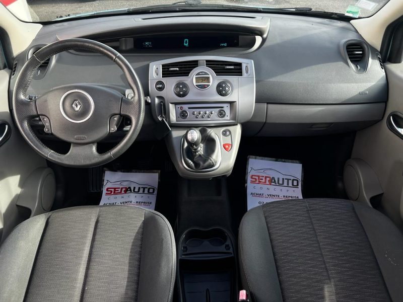 RENAULT GRAND SCÉNIC II 2007