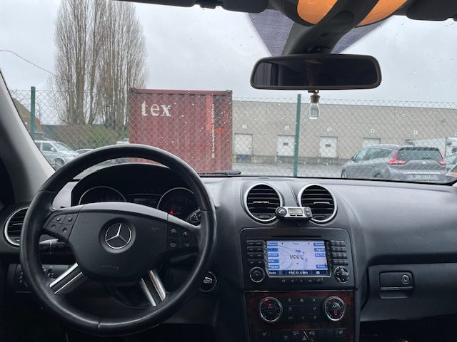 MERCEDES CLASSE ML 2007 PNEUS NEUF 