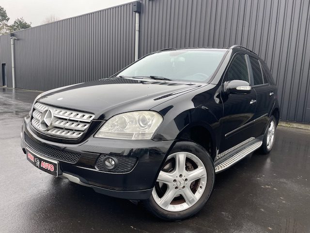 MERCEDES CLASSE ML 2007 PNEUS NEUF 