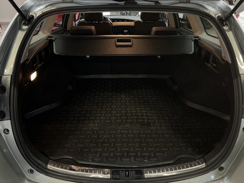 Toyota Auris Touring 1,8 Team D 136ch