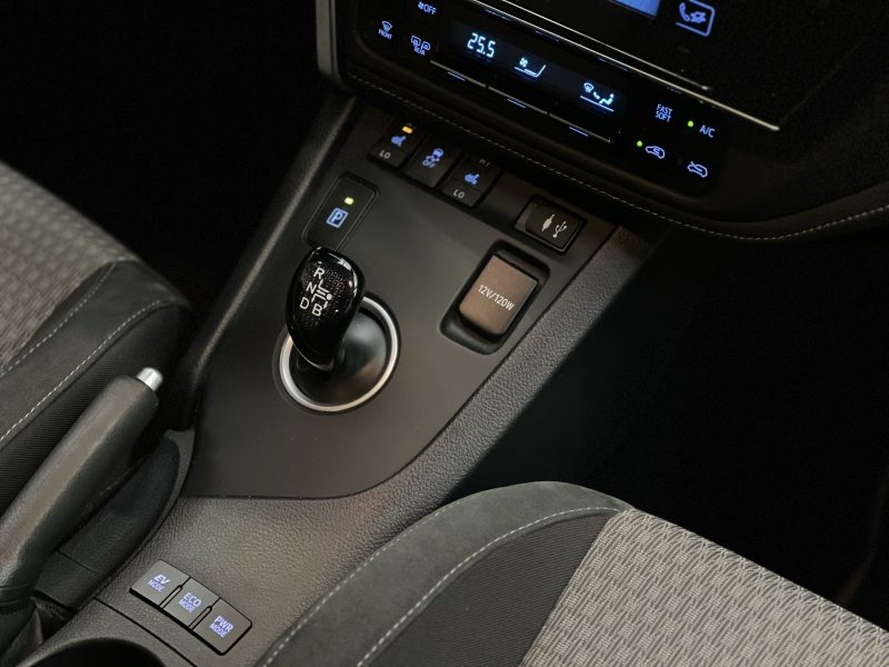 Toyota Auris Touring 1,8 Team D 136ch